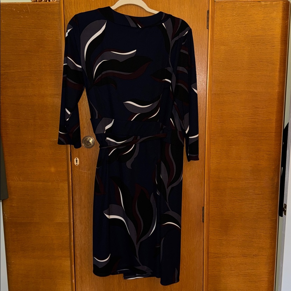 Elegant Blue Black and White Wrap Dress - Picture 5 of 5